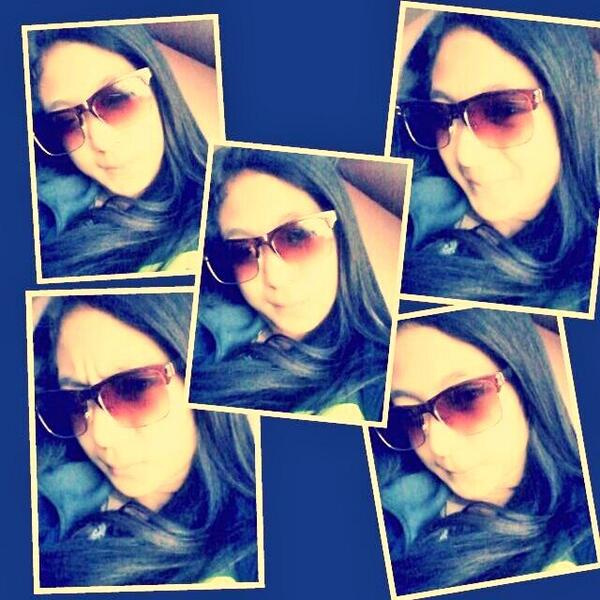 thalia_mrnd's tweet photo. Kacamataa:D http://t.co/98MFA18QGY