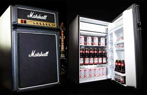 Cervecear's tweet photo. Gadget para los cerveceros amantes de la música: nevera-altavoz http://t.co/L6JRyde1xl
