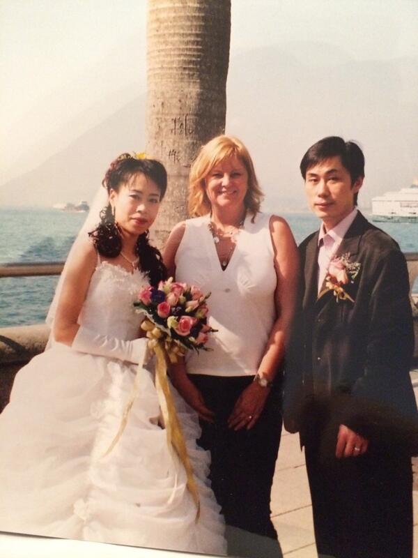CouldbeMandy's tweet image. A visit to Hong Kong and I was invited to be part of the wedding photos lol