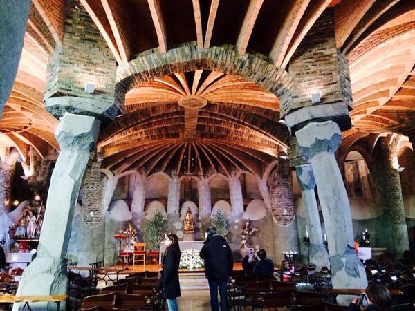 BCNBeyond's tweet photo. Cripta de la Colonia Güell,a beautiful "forgotten" #Gaudí project just 15 min outside #Barcelona #Excursion #culture http://t.co/z6uByCwzsE