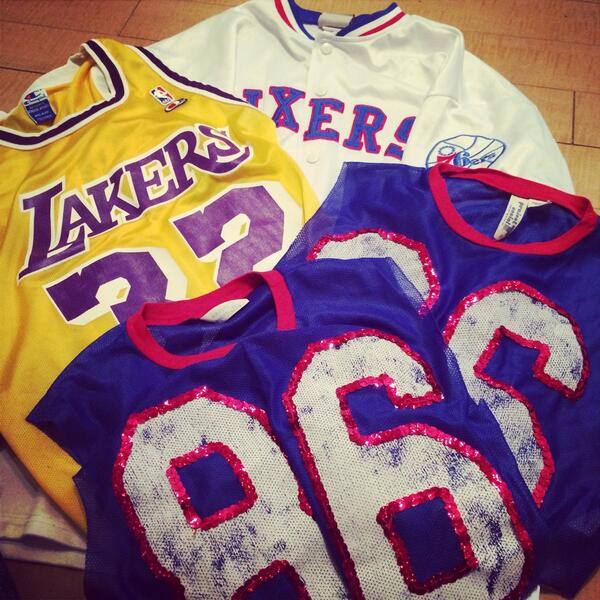 解体始めます( そんな週末\u2026w 衣装制作 リメイク NBA ユニフォーム ファッション LAKERS 76ers バスケ好き デザイン http//t.co/kuT42umC5X\u0026quot;
