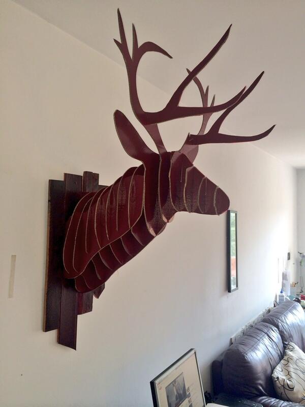 RusticVibe's tweet image. Nuevo ciervo color vino