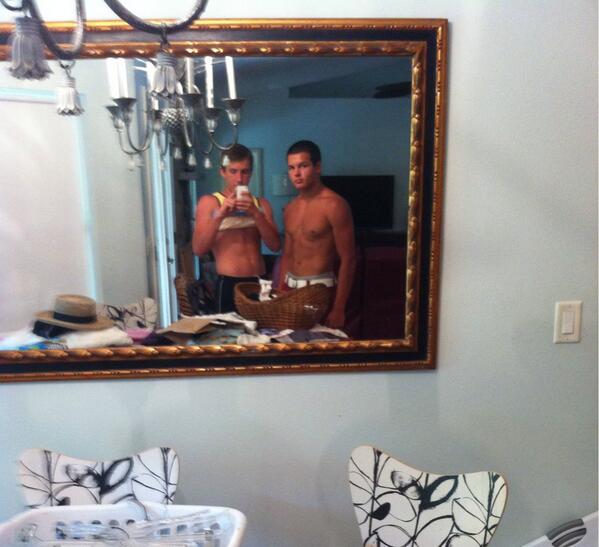 kevin_steele12's tweet image. Happy birthday to my boy 😘 @sladevilla  #morepicstocome