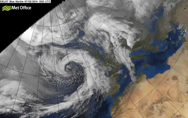 PlymSU's tweet photo. WOW! Stay warm and dry people!! RT @metoffice: Satellite image showing the #ukstorm brewing off the Atlantic http://t.co/TDwbE8rz3b