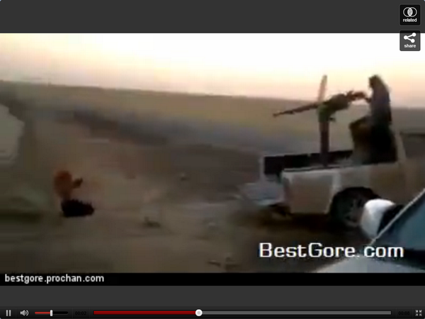 booomshock's tweet photo. BOOOM!!!: VIDEO Un civil es ejecutado con un arma antiaerea http://t.co/tHoMjsPYci http://t.co/UxQIxG9tyW