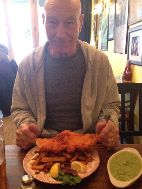Patrick Stewart tweet media