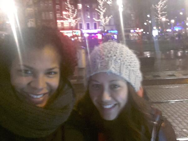 Lekker naar de bios met mijn maatje @Nicole_Kwee #parkland#fridaynight#pathepas