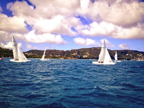PatersonRentals's tweet photo. #Olympian vs #AmericasCup sailors, fathers vs. sons #racing at the #AYC this afternoon #Antigua #IloveFridays http://t.co/dXXX3ZcFzr