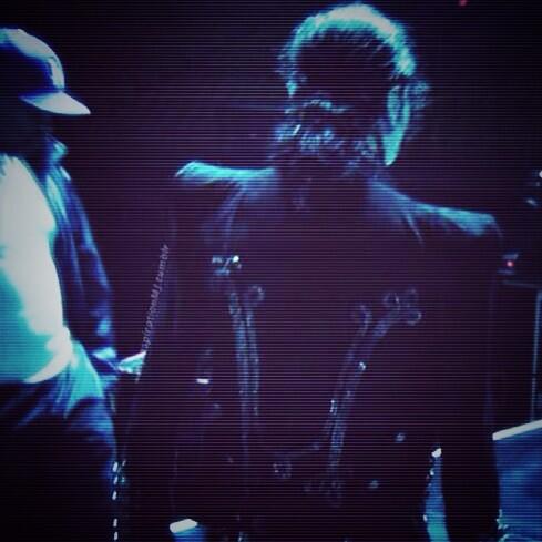 Bf5nInKCEAAgkAh.jpg:large