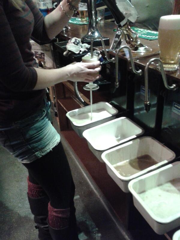 driptraysuk's tweet image. Friday night #driptrays #kneesocks