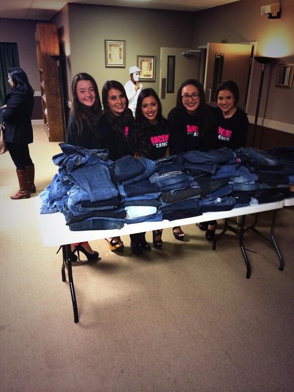 TeensAgainst__'s tweet photo. teens for jeans charity event ��� http://t.co/uvaupMwXTs