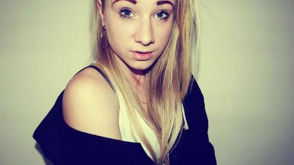 _A_m_y___ tweet picture