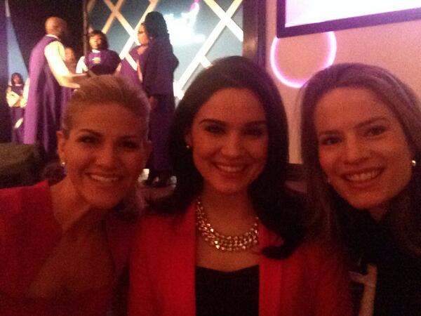 evontiehl's tweet photo. Morning girls at #RFTCPhilly! Always a great event, even better w/ @Nicole_Brewer &amp; @katiefehlinger #CBS3 http://t.co/MZZfeNp91l