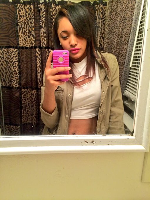 Watch Autumnnnnn🌸's leaked NSFW photo on TwXstars