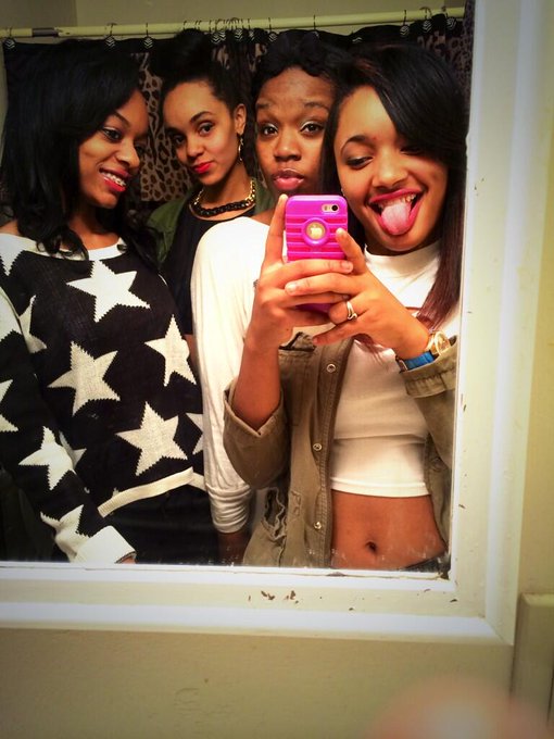 Watch Autumnnnnn🌸's leaked NSFW photo on TwXstars