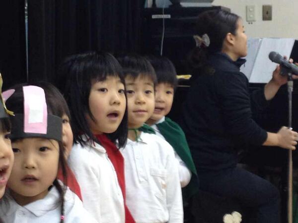 Junpooh77's tweet photo. 歌って、踊って、寒さに負けずに躍動しています🎵🎶🏃👯 http://t.co/DljBnb5xRP