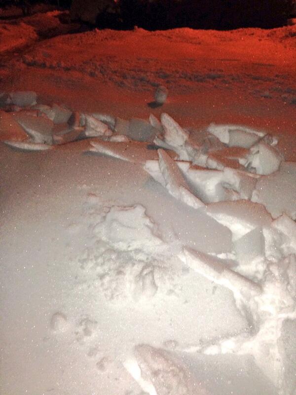 KayleyShoup's tweet image. I decided to walk through the snow and this is what happened😂 #solidice