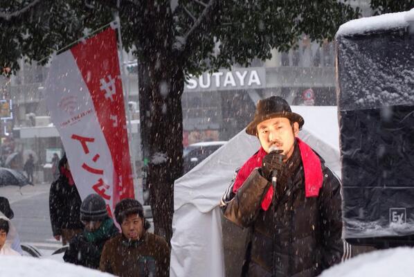 rowlandxxx's tweet photo. 家入街頭ガンバ！ http://t.co/8jo5nXjGqk