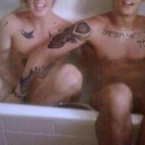 Harry Styles (@edwaharry1) on Twitter photo 