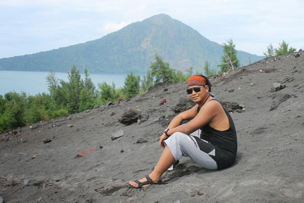 archipelagohld's tweet photo. keindahan kaki gunung anak krakatau http://t.co/6iVkOxmRb4