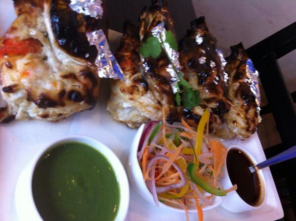 sanghamitra_m's tweet image. Tandoori malai prawn... Ek review to banta hai... #FishFish #Kolkata