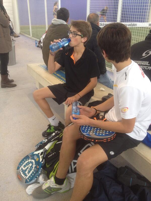 B.días @kinkimolon cierra  el 1 set 6/3 grande !!! Paso a paso.