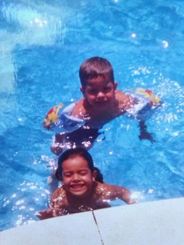 neybamanuel's tweet photo. mii ermaniis y yo de peequess, tequieroo enanoo http://t.co/14JJoqtbSa
