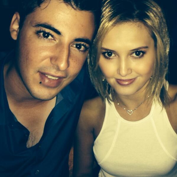MelissaPaigeWu's tweet image. Romantic dinner date before I go away ❤️😘 #boyfriend #heisbeautiful