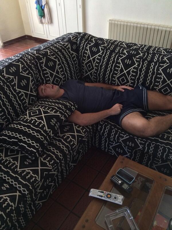 Mañana de estudio! <a href="/gbertranou/">Gonzalo Bertranou</a> <a href="/bautistamora/">zorro</a> <a href="/PeterLertora/">Pedro Lértora</a> <a href="/PedroGD/">Pedro Garcia Danza</a> <a href="/yoelmoretta/">Yoel Moretta</a>