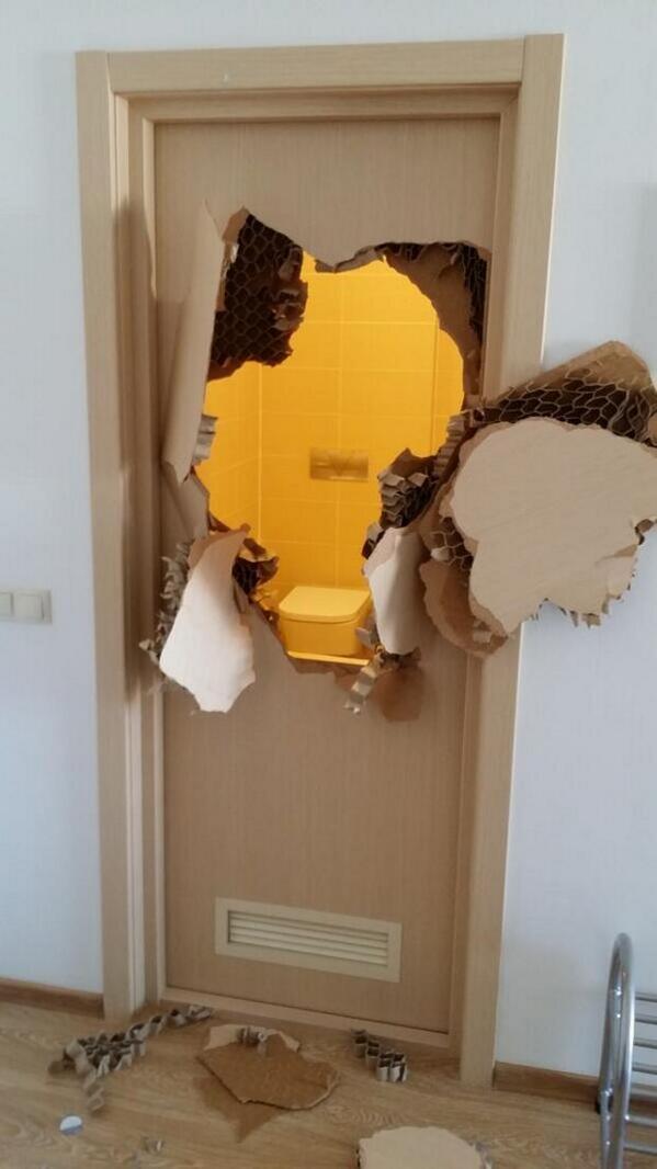 JDLwilson's tweet photo. After getting locked in his bathroom, US bobsledder/Kool-aid man turns #SochiProblems into #SochiSolutions http://t.co/wHkU2PsDlv