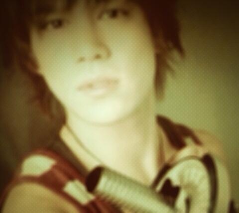 Knt__S's tweet photo. @ki_ma_h ごりら？こーんなにかっこいいのに？イケメンだよ、ほら。 http://t.co/NEaGdO9tPT