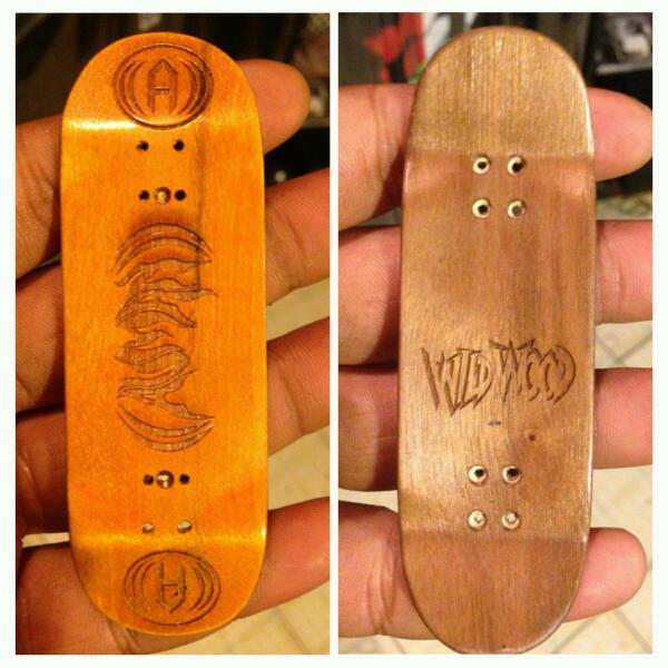 RimaumanMusic's tweet photo. ((AUMAN)) x Wildwood(engrave fingerboard deck+foam tape) Rp200rb only 5pcs available get it at @LNHSkateboards http://t.co/PyHQQlbuLb