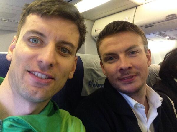 Ready for take off :) Hansi und ich das kann ein lustiger Flug werden ;) #WirfuerD #Sotchi <a href="/sporthilfe/">Sporthilfe</a>