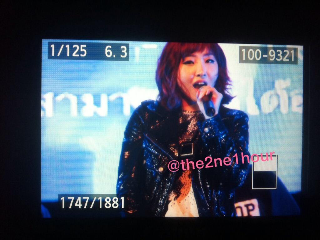 Bf9XyKvCAAAOW6e.jpg:large