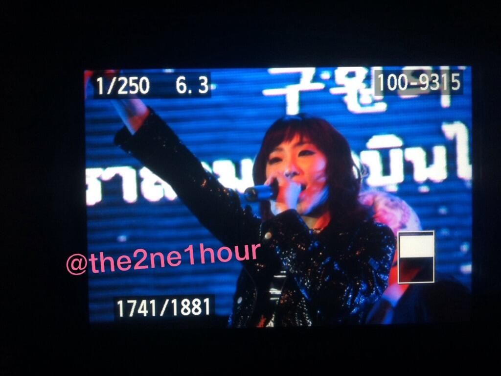 Bf9YArsCAAEfLCg.jpg:large