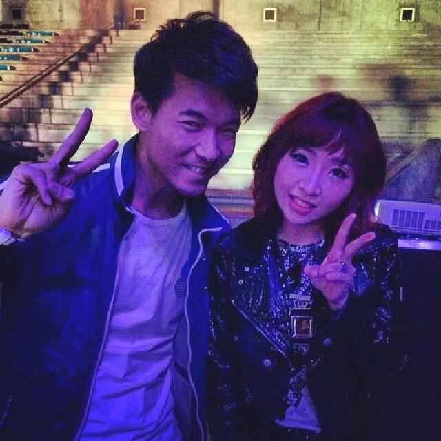 Bf9cXflCQAAz2aq.jpg:large