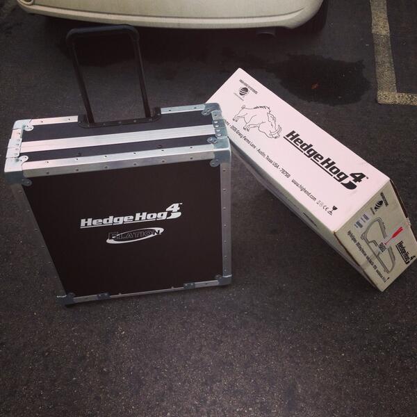 Pyxisindustries's tweet photo. #elationlighting #hedgehog4 #highendsystems  Here is our new #lightingconsole before we unboxed it http://t.co/hhtORaf0dw