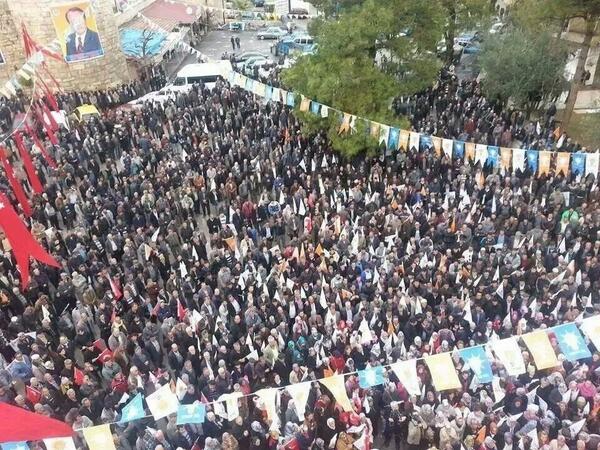 MuratOrhanMut's tweet photo. Aday tanıtım programimiza yoğun katilimlarindan dolayi tum mut halkına teşekkür ediyorum http://t.co/E8pQxjRpqr