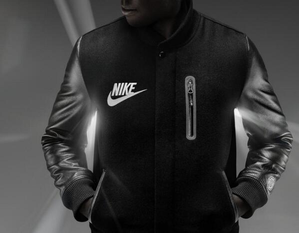 tornillo Caballo Completamente seco Nike NYC on Twitter: "Rep the Nike Knows pack with an all new style. The Nike  Destroyer Jacket just arrived in NYC. http://t.co/XicaHk6pfl" / Twitter