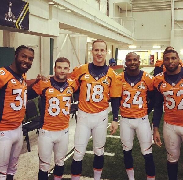 Broncos's tweet photo. #Broncos team captains at #SB48 team photo day (photo via @WoodDro52): http://t.co/veubS2DDbf