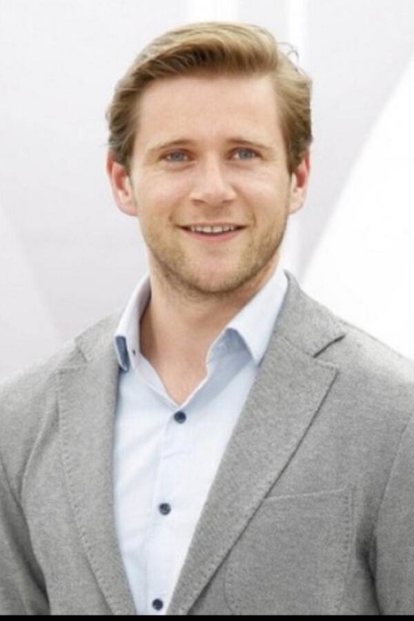 leechfans's tweet photo. #mcm everyday🙌 @Allenleech http://t.co/3vYAcXrOnk