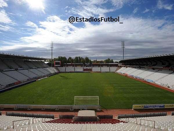 TodoDatosFutbol's tweet photo. El Estadio Carlos Belmonte, fue inaugurado el 9 de septiembre de 1960 y tiene 17.524 espectadores. http://t.co/o7g2z5JKcQ
