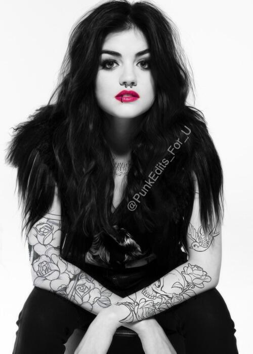 BodyModMofos's tweet photo. LUCY IS STILL HOT. OMG http://t.co/ZhGJ4Bcsfi