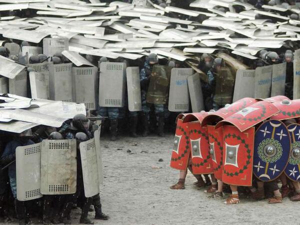 funkyoulow's tweet photo. a Kiev questi hanno vinto comunque. http://t.co/nIitNNa9zq