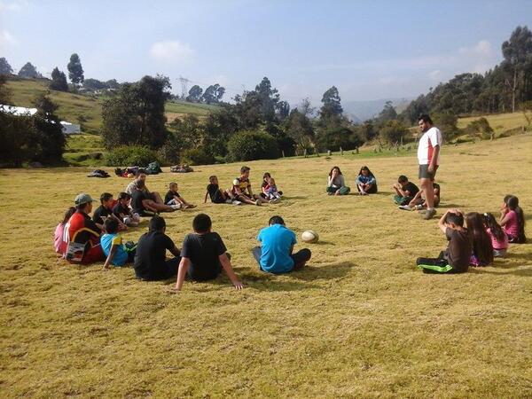 AlianzaRFC's tweet photo. inicio del entrenamiento @fecorugby @BogotaRugbyLiga http://t.co/NV66d2CPOB