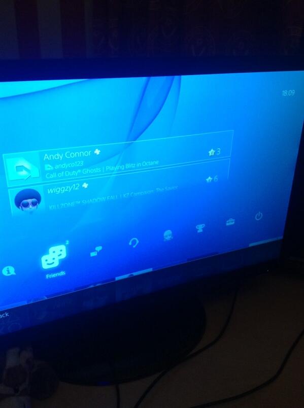 PinkSlips360's tweet photo. @360FifaWagers your still on my friends list, you go my school unlucky http://t.co/JoqZCuA592