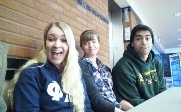 SyracusePSP's tweet image. Come #hopaboard and say hi to our brothers tabling in Schine!  #phisigmapi #betaepsilon