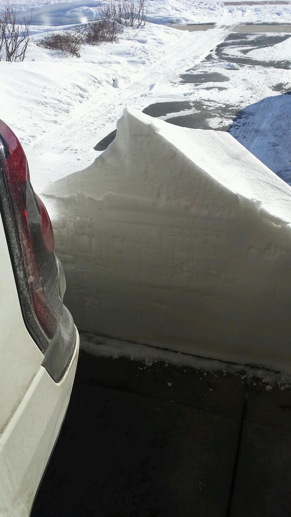 OutlawViking74's tweet image. Just spent the last 30 mins digging out of this #solidice