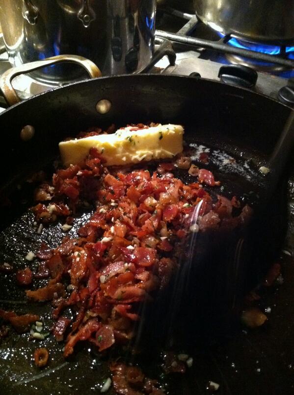 WorldWinder's tweet photo. Today's weather report: bacon with a chance of butter http://t.co/QhtHQye8DG