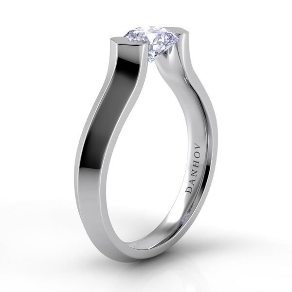 DanhovJewelry's tweet image. Look ma, no prongs! #UniqueEngagementRing #TensionSetting